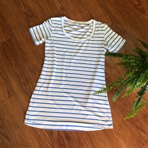 Lululemon Athletica Every Yogi Striped Tee Size 6